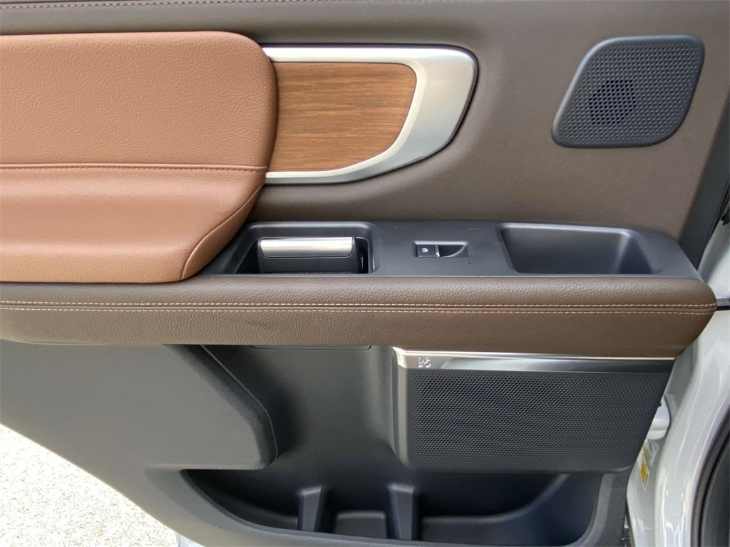2025 Ford Expedition King Ranch photo 14