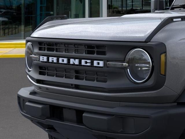 2025 Ford Bronco Base photo 18