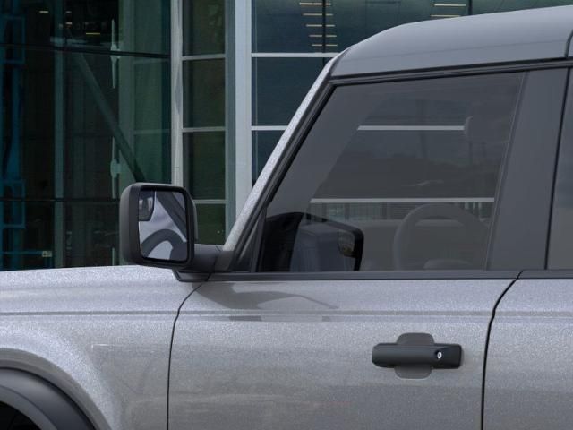 2025 Ford Bronco Base photo 21