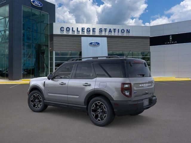 2025 Ford Bronco Sport Outer Banks photo 4