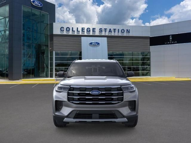 2025 Ford Explorer photo 5