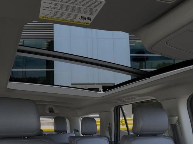 2025 Ford Expedition photo 21