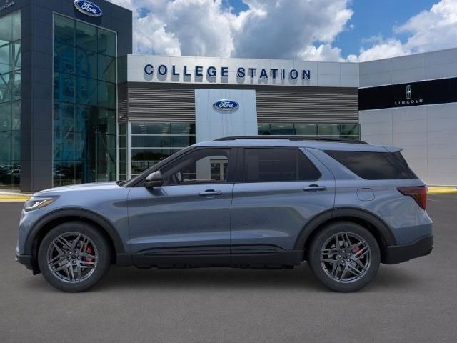 2025 Ford Explorer ST photo 3