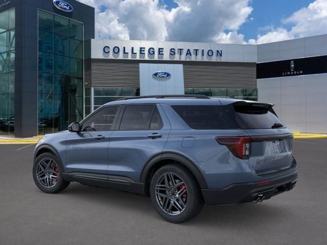 2025 Ford Explorer ST photo 4