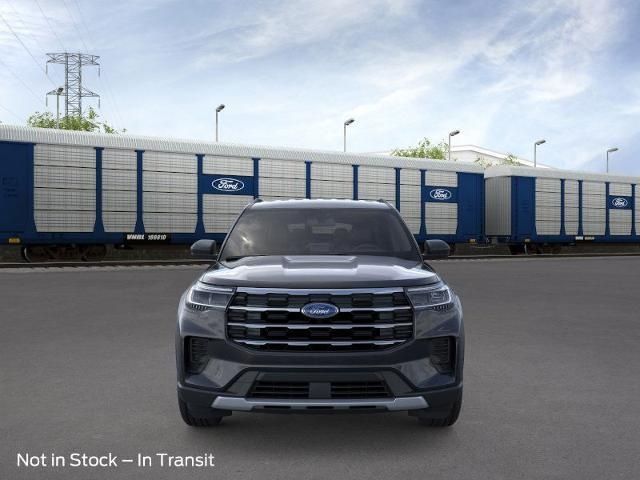 2025 Ford Explorer photo 6