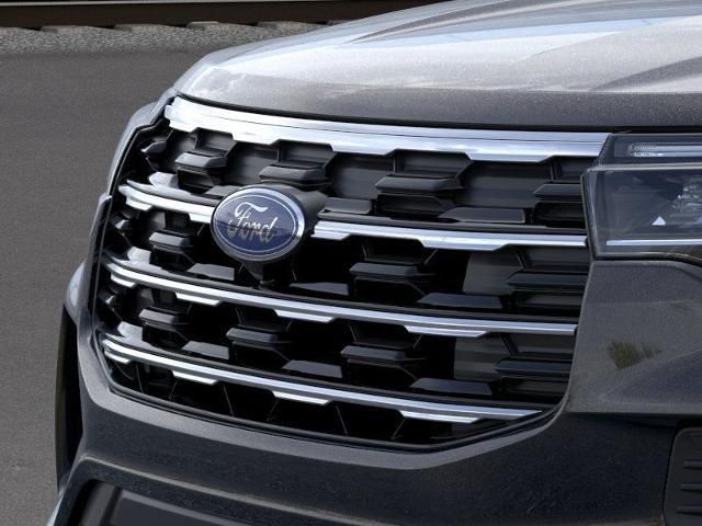 2025 Ford Explorer photo 15