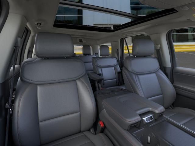 2025 Ford Expedition Active - Photo 10