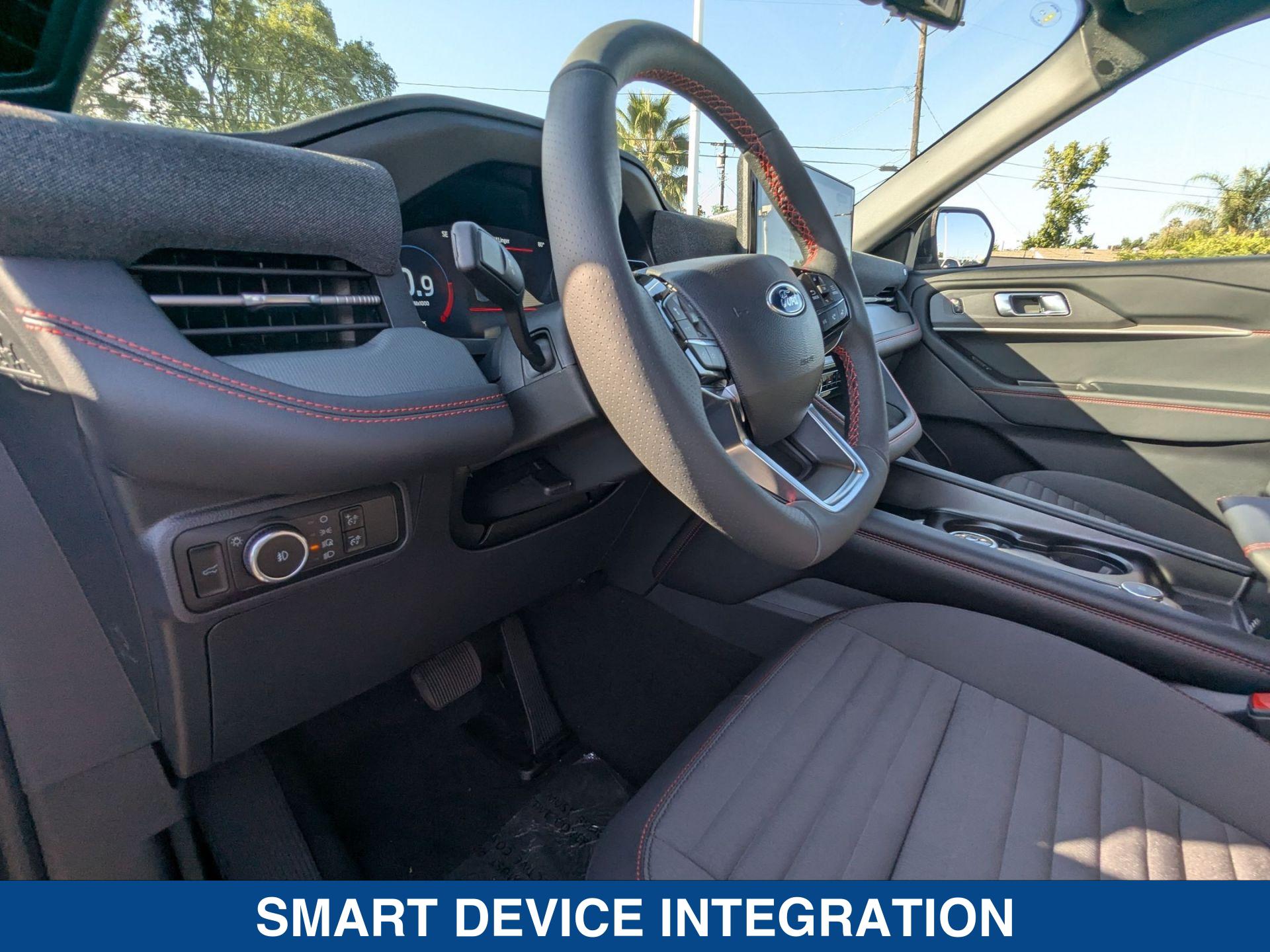 2025 Ford Explorer ST ST-Line photo 14