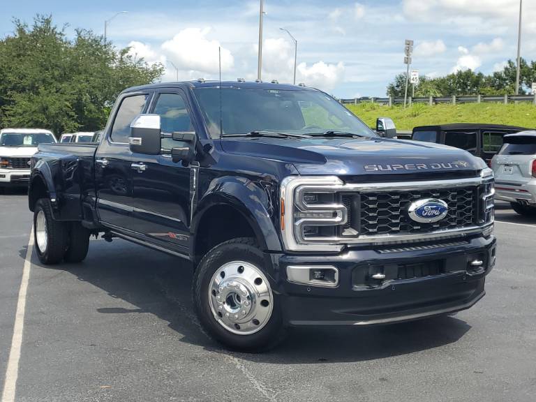 2024 Ford Super Duty F-450 DRW Platinum