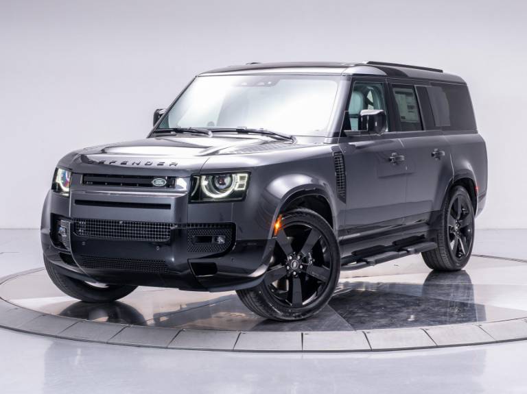 2025 Land Rover Defender 130 P500 V8