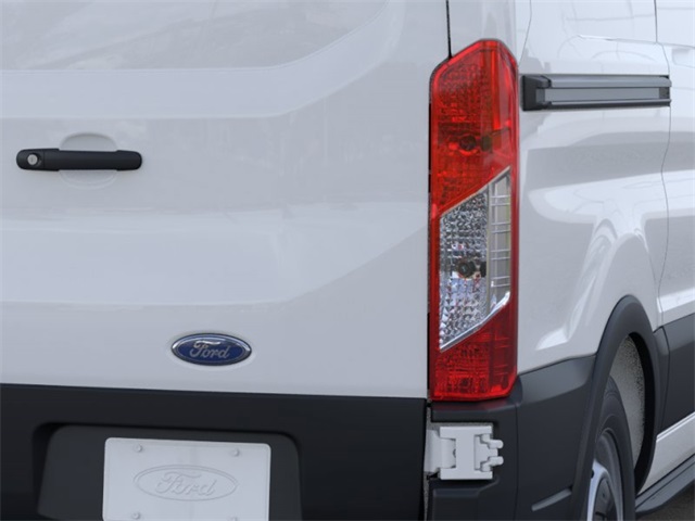2025 Ford Transit photo 21