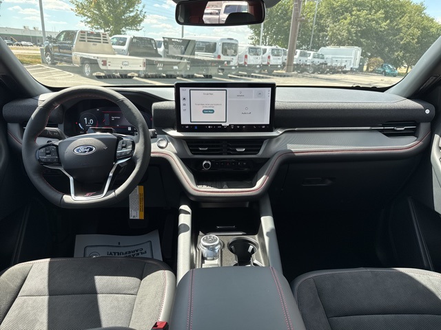 2025 Ford Explorer ST photo 9