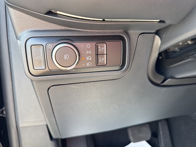 2025 Ford Explorer ST photo 17