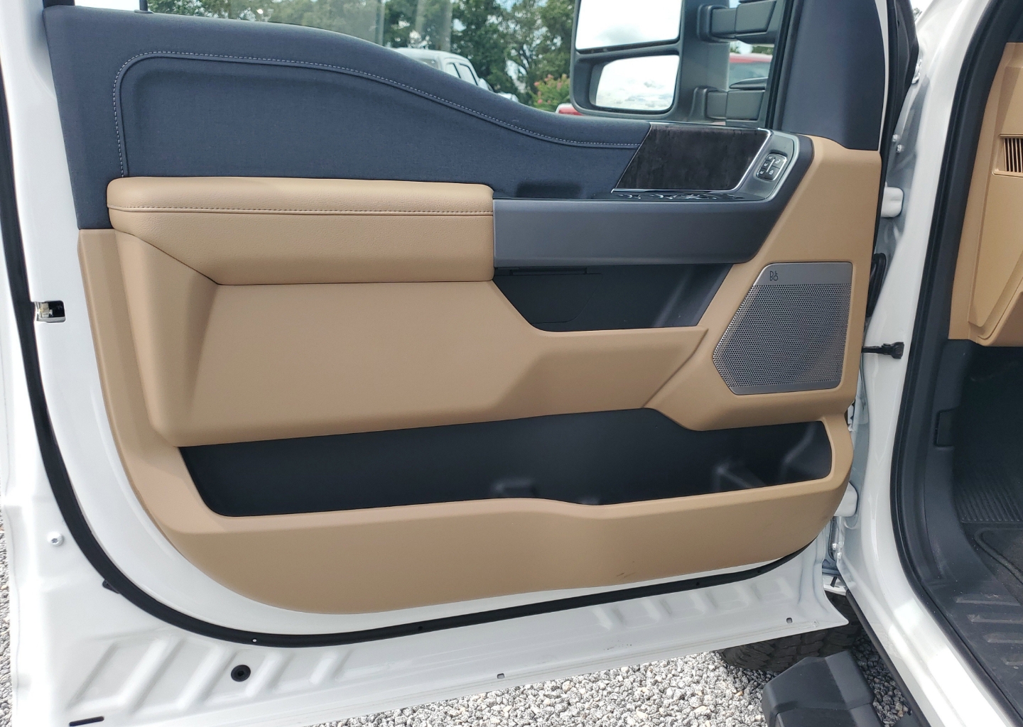 2026 Ford F-350 Super Duty Lariat - Photo 14