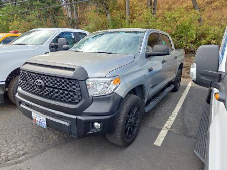 2017 Toyota Tundra 4WD SR5