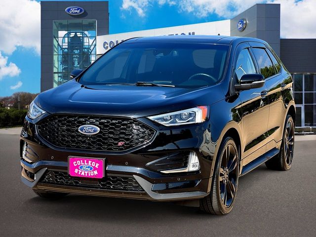 2021 Ford Edge ST photo 2