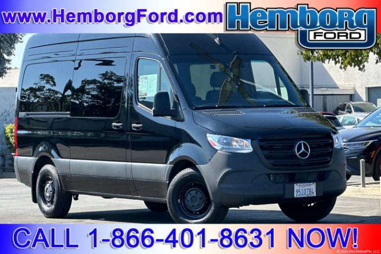 2024 Mercedes-Benz Sprinter Passenger Van Passenger 144 WB