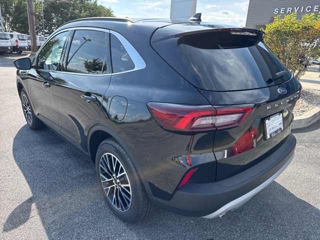 2025 Ford Escape Plug-In Hybrid Base photo 7