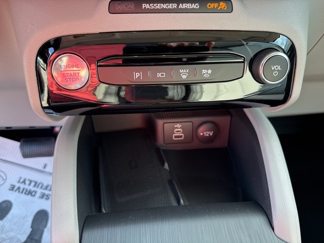 2025 Ford Escape Plug-In Hybrid Base photo 10
