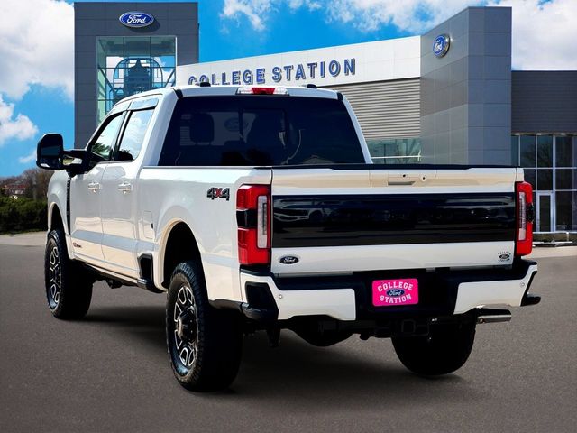 2025 Ford F-250 photo 3