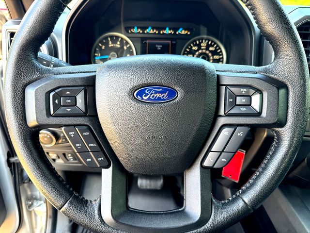 2015 Ford F-150 XLT photo 11