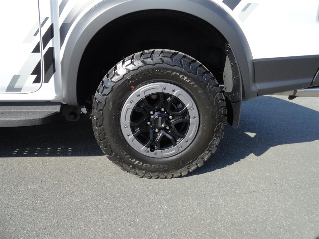 2025 Ford Ranger Raptor photo 9