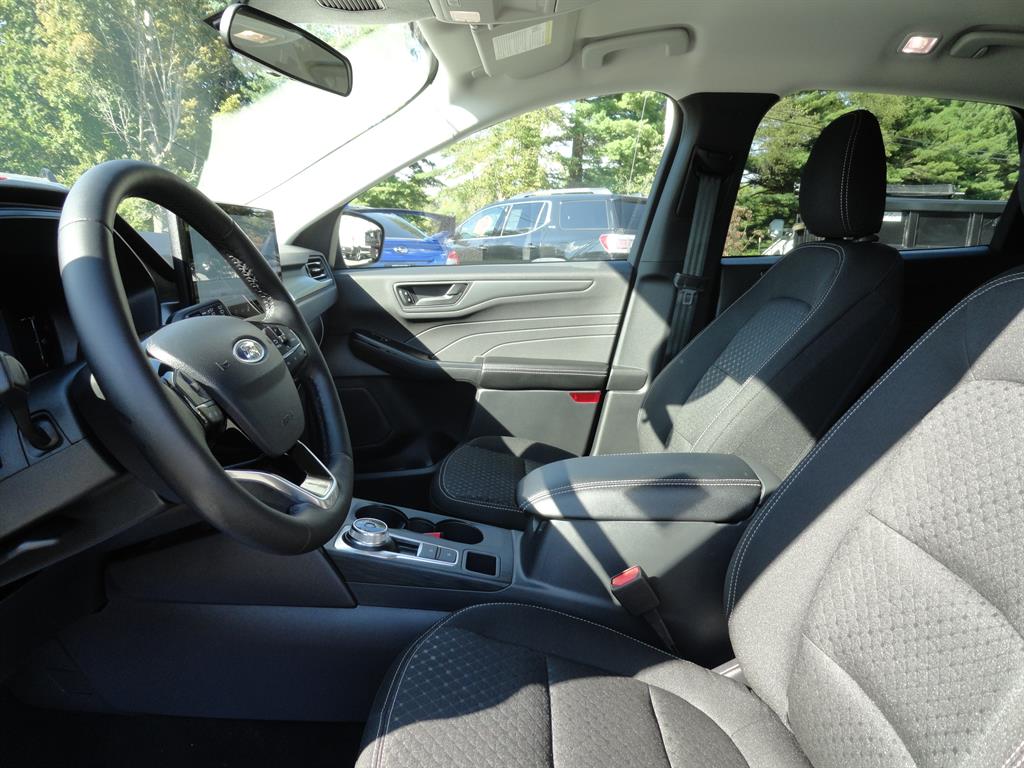 2025 Ford Escape Active photo 9