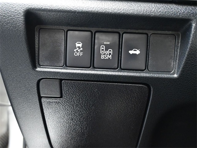 2016 Toyota Avalon Touring photo 19