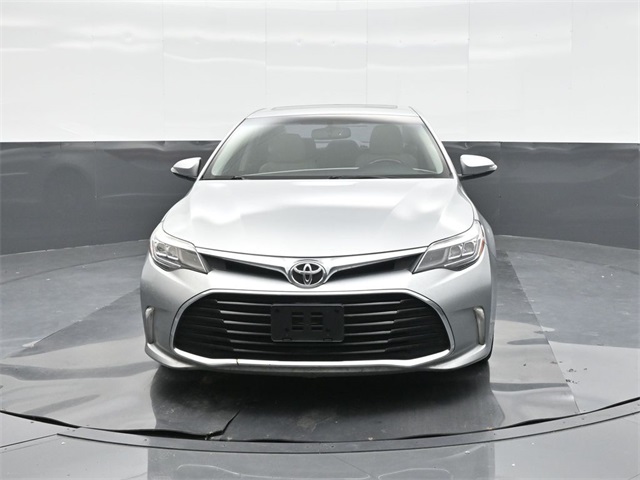 2016 Toyota Avalon Touring photo 29