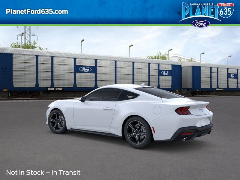 2025 Ford Mustang photo 4