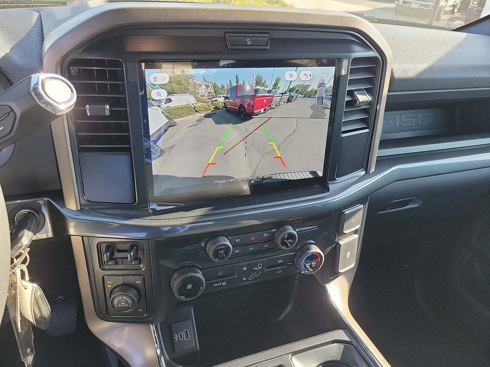 2025 Ford F-150 STX photo 6
