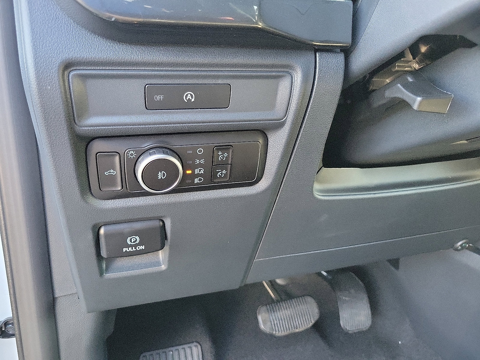 2025 Ford F-150 STX photo 7