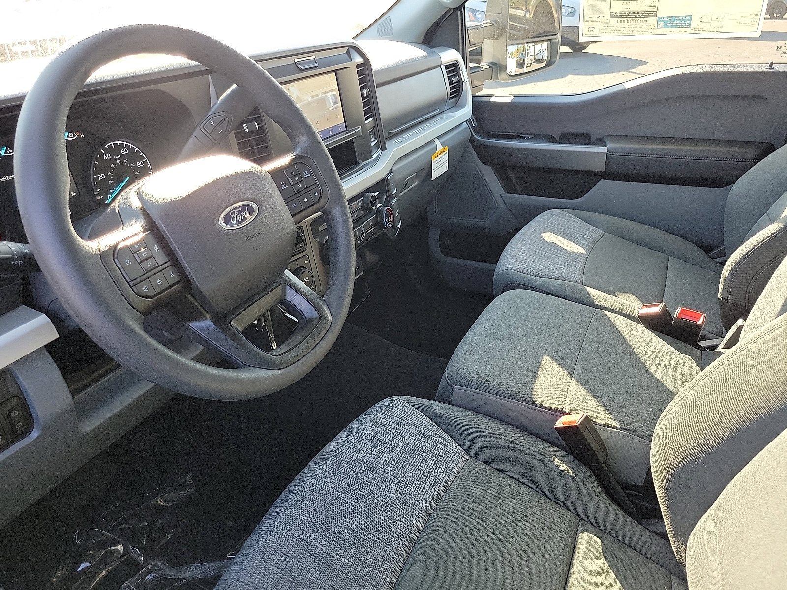 2025 Ford F-250 XLT photo 3