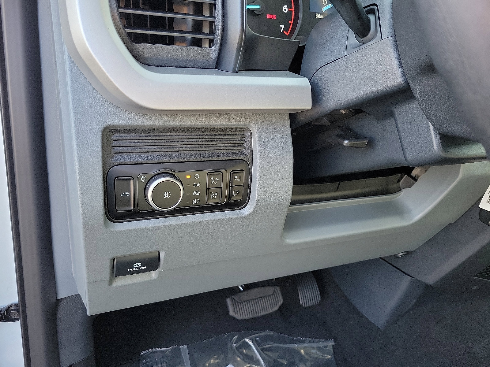 2025 Ford F-250 XLT photo 7