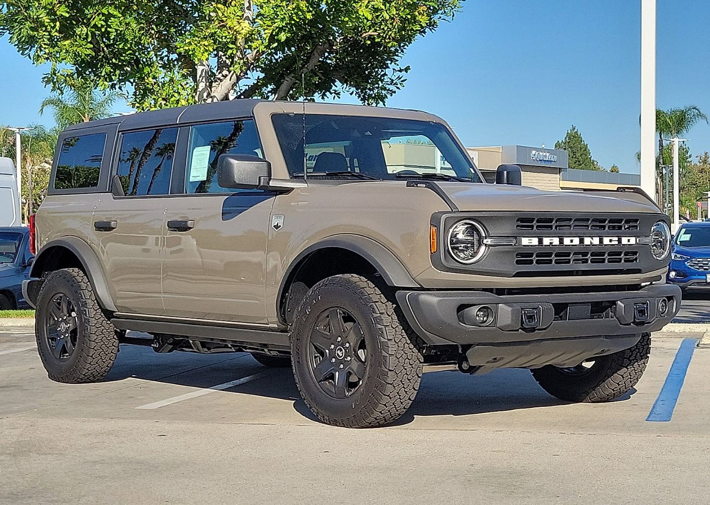 2025 Ford Bronco 4-Door Big Bend's photo