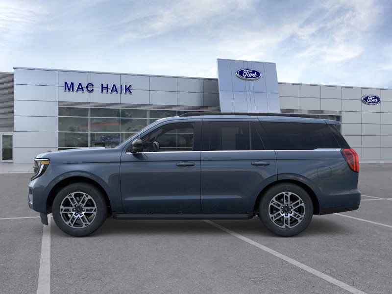 2025 Ford Expedition photo 2