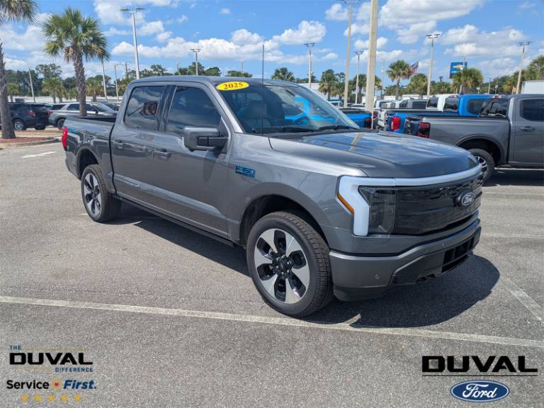2025 Ford F-150 Lightning Platinum