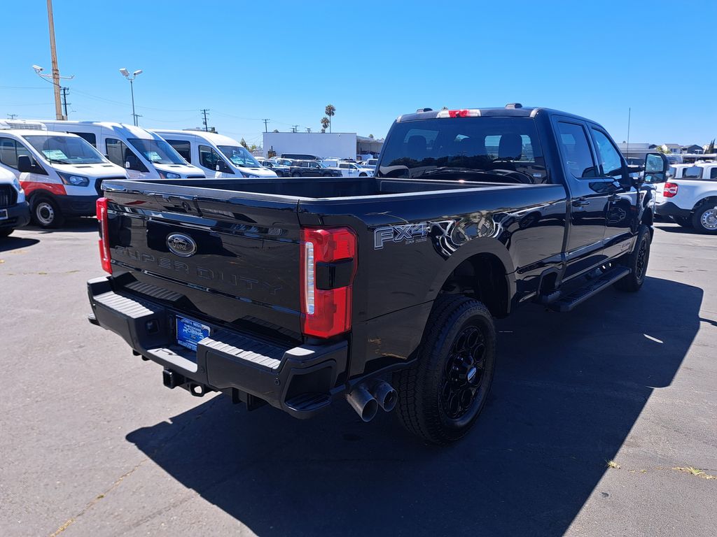 2025 Ford F-350 photo 3