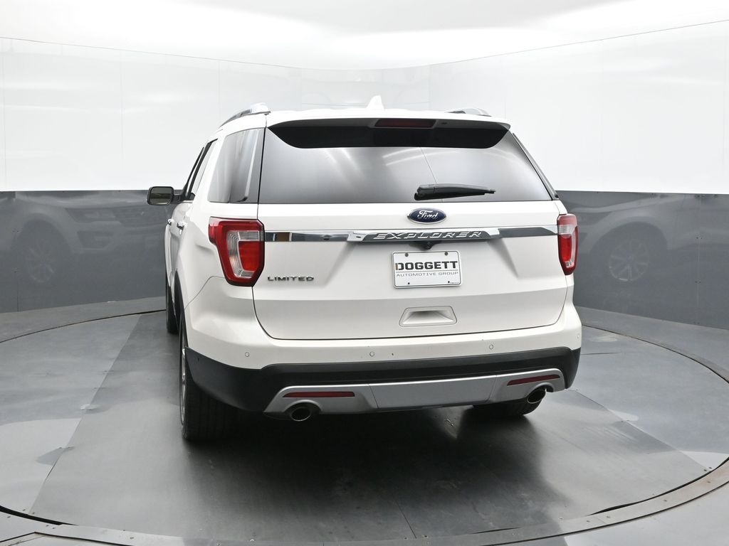 2017 Ford Explorer Limited photo 7