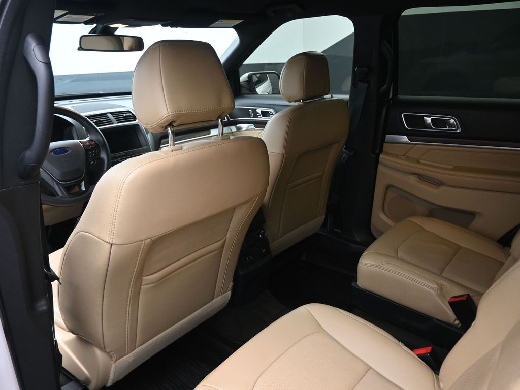 2017 Ford Explorer Limited photo 20