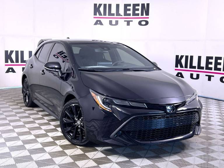 2022 Toyota Corolla Hatchback SE Nightshade Edition