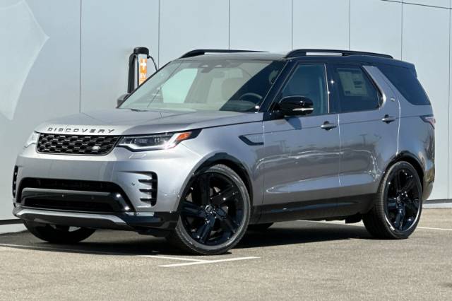 2025 Land Rover Discovery Dynamic SE