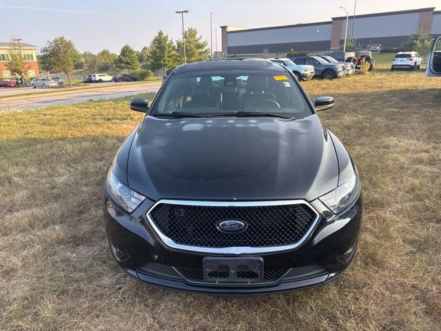 Used 2018 Ford Taurus SHO with VIN 1FAHP2KT8JG109192 for sale in Kansas City