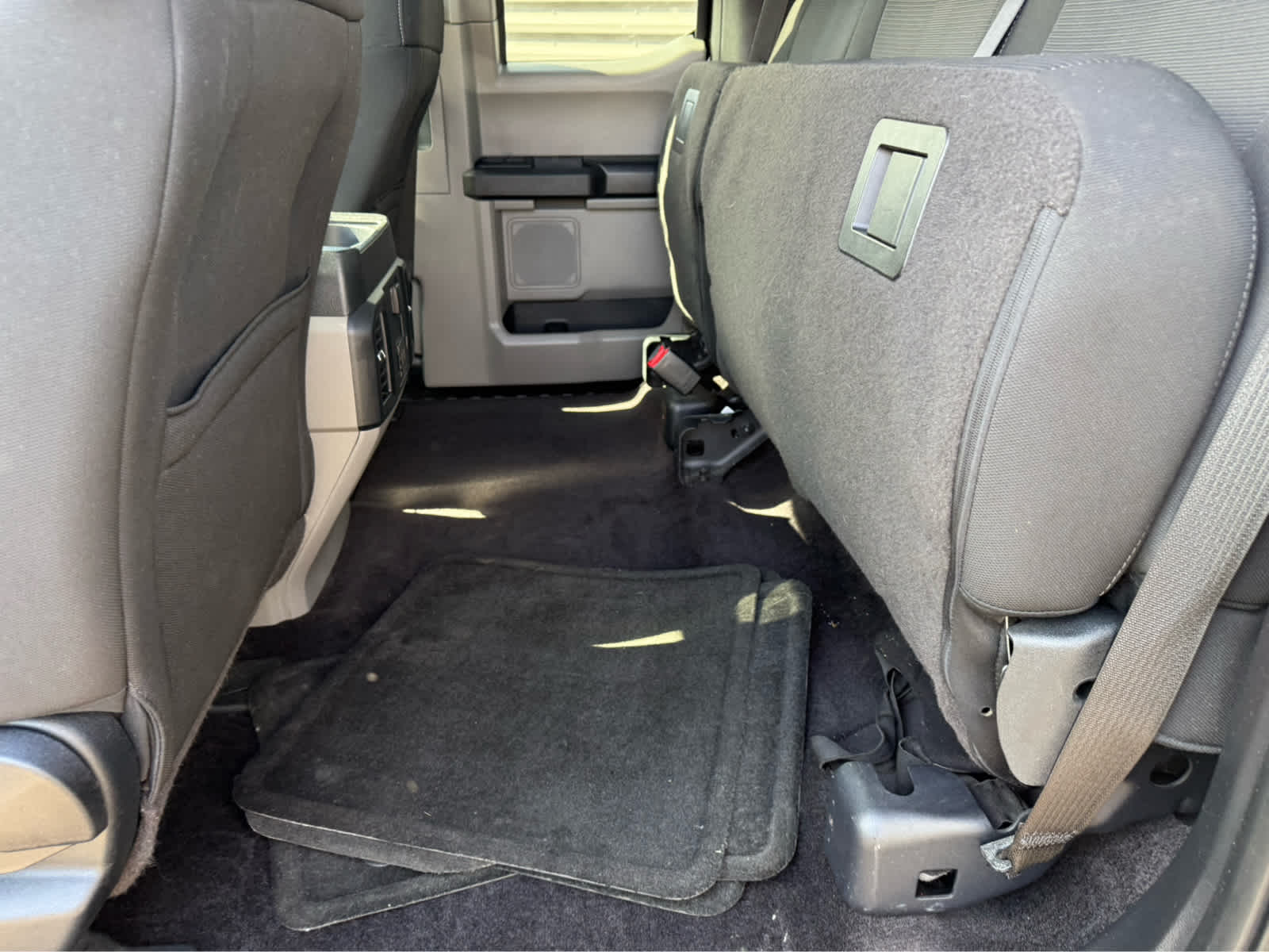 2017 Ford F-150 XL photo 14