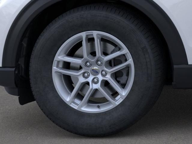 2025 Ford Explorer photo 15