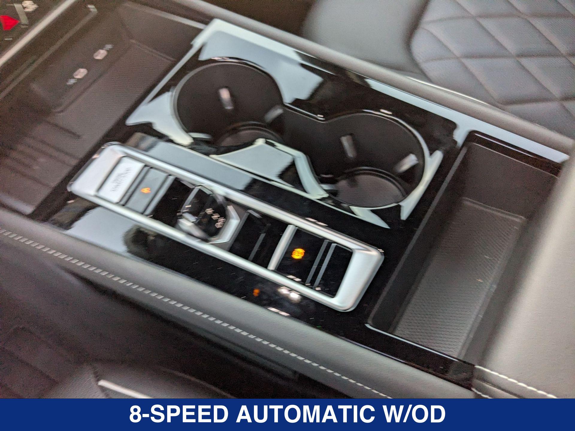 2025 Volkswagen Atlas Cross Sport SEL Premium R-Line photo 17