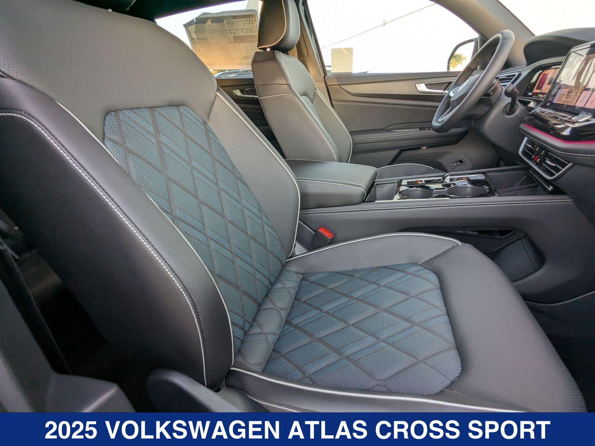 2025 Volkswagen Atlas Cross Sport SEL Premium R-Line photo 23