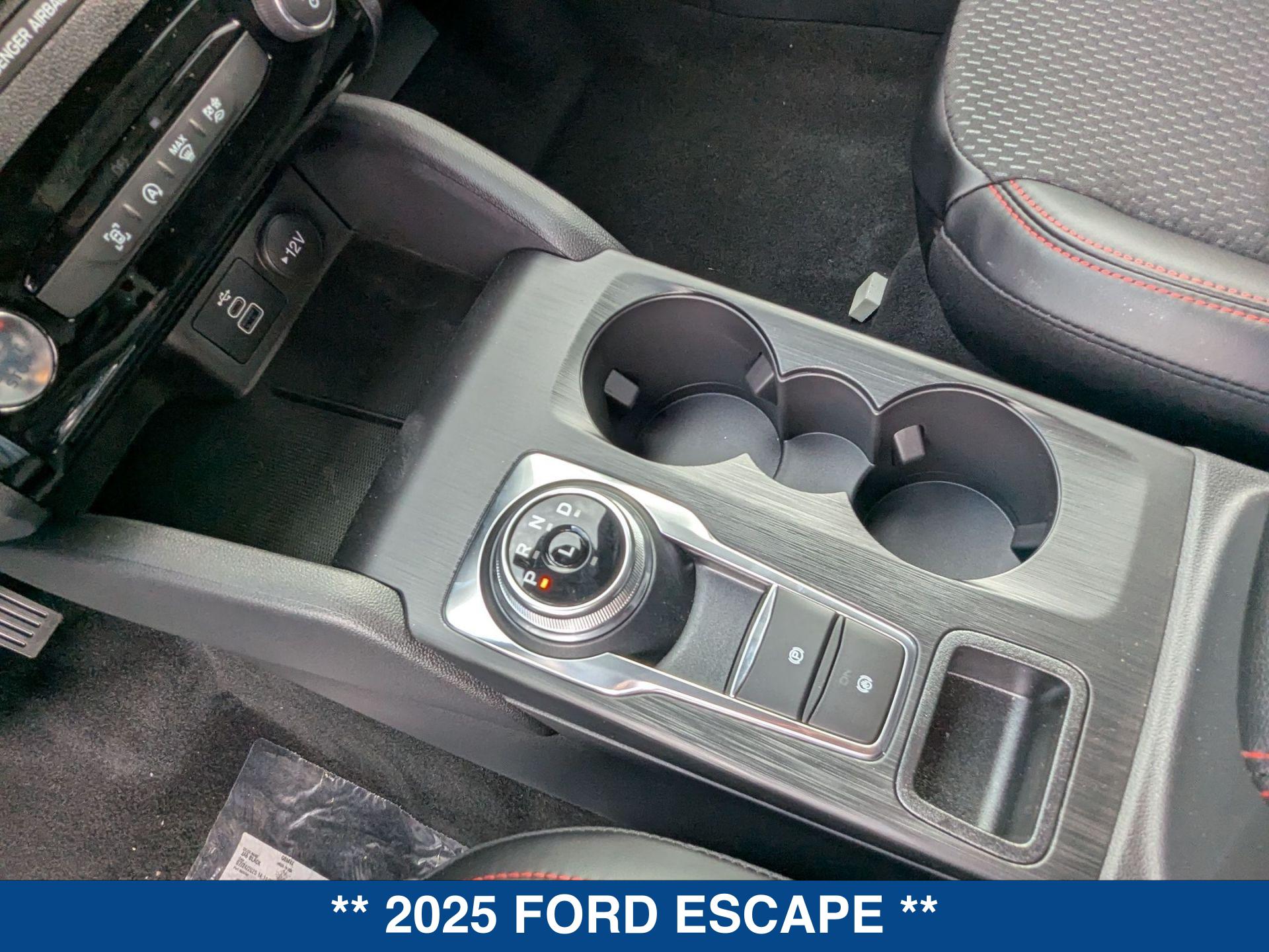 2025 Ford Escape ST-Line photo 18