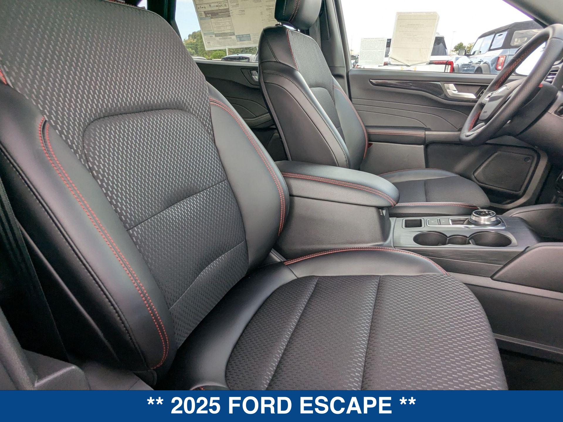 2025 Ford Escape ST-Line photo 24