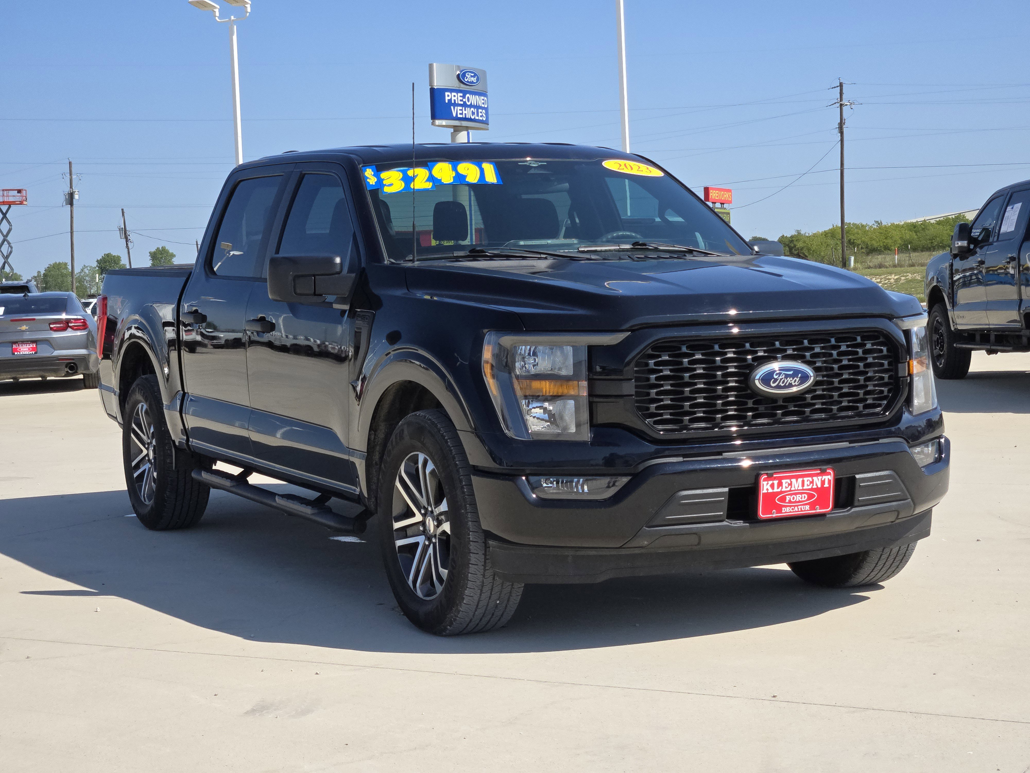 2023 Ford F-150 XL photo 3